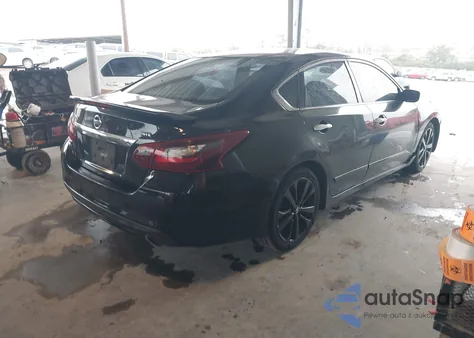 2017 Nissan Altima 2.5 Sr из США, поврежденный, VIN 1N4AL3AP1HC177603